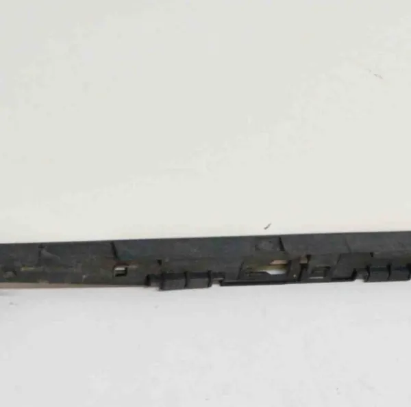 Fixation de seuil VW OEM 086097000 pour Golf VIII image 5