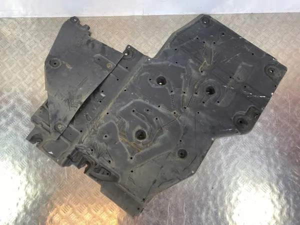 OEM 9810609380 Polttoainesuojus DS 7 Crossbackille image 2
