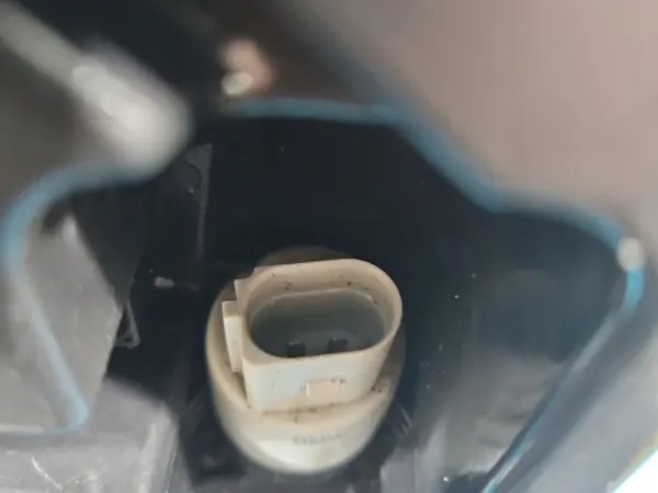 Réservoir de lave-glace BMW G30 OEM 7357287-05 Occasion image 9
