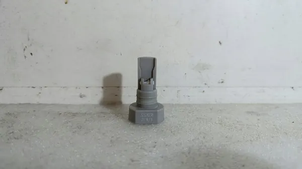 Capteur de niveau de liquide de lavage VOLVO XC60 II OEM 32328238 image 2