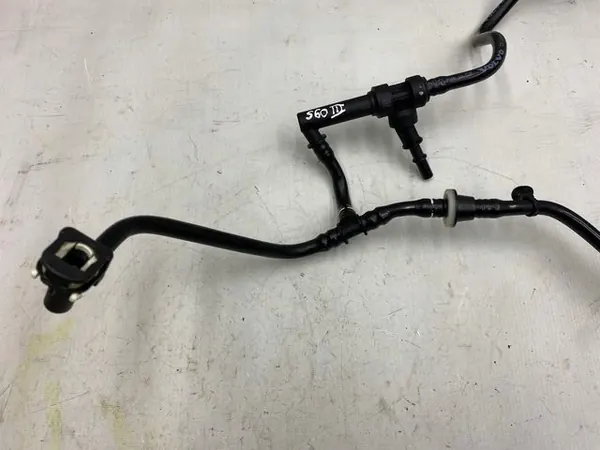 Ilmaputki OEM 32139800 Volvo S60 III 2.0 Mild Hybridille image 4