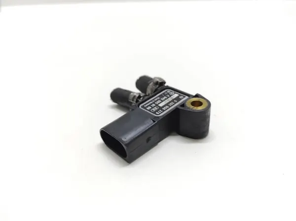 Mercedes-Benz E W212 2009 Air Pressure Sensor A6429050100 image 2