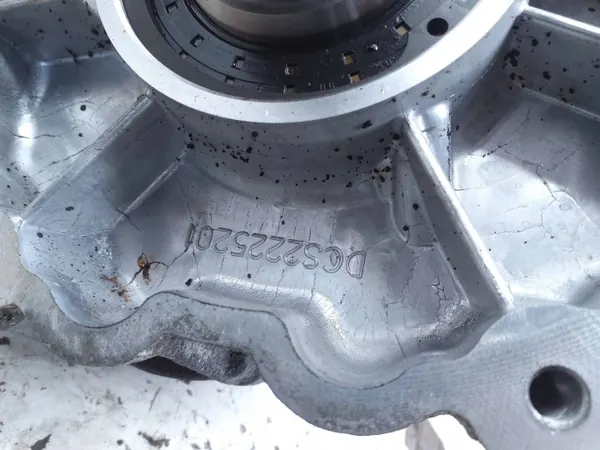 Mercedes-Benz Verteilergetriebe OEM 229N0272 - Gebraucht image 4