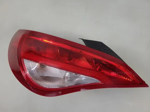 MERCEDES CLA 117 Luz Trasera Izquierda image 2