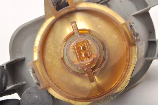 VOLVO XC90 Farol Direito 31111183 image 4