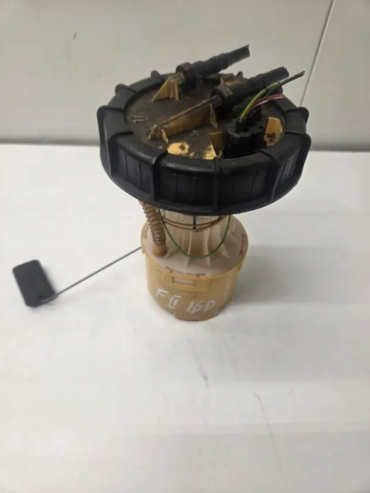 Bomba de combustível OEM 3M51-9275 para Focus II e Mazda 3 1.6TDCi image 2