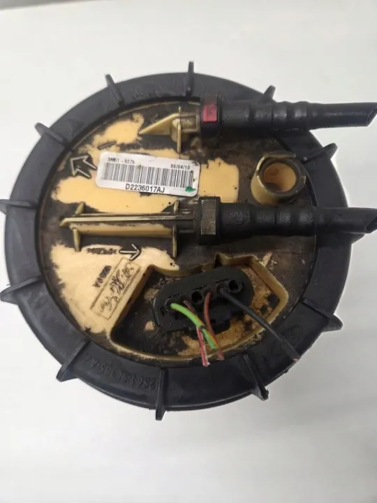 Bomba de combustível OEM 3M51-9275 para Focus II e Mazda 3 1.6TDCi image 3