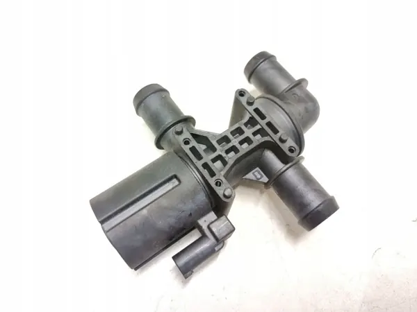 Válvula de calefacción Land Rover Defender OEM M8E218495AA image 2