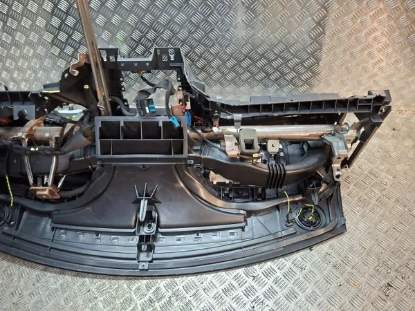 Panneau de console OEM S26282835 pour Citroen C4 II 2010- image 9