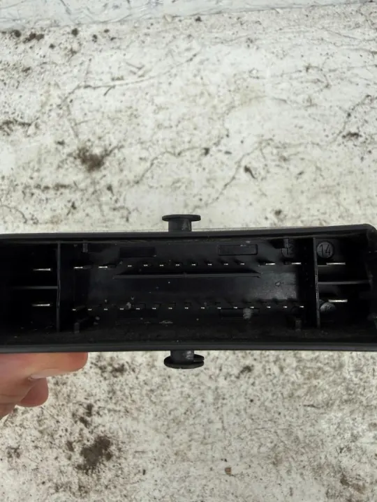 Unidad de control AdBlue Audi VW 4M0907355H - Usado image 4