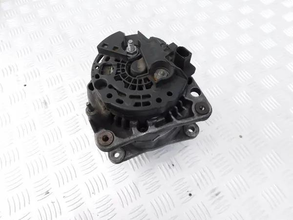 VW Crafter 2.5 TDI Alternator 14V 110A OEM image 2