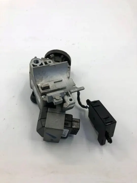 Interruptor de Encendido OEM 39033399 para Opel Astra K 1.6L Diésel image 3
