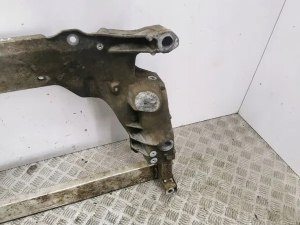 Infiniti Q50 2017 Framhjulsram OEM AMD199364 image 3