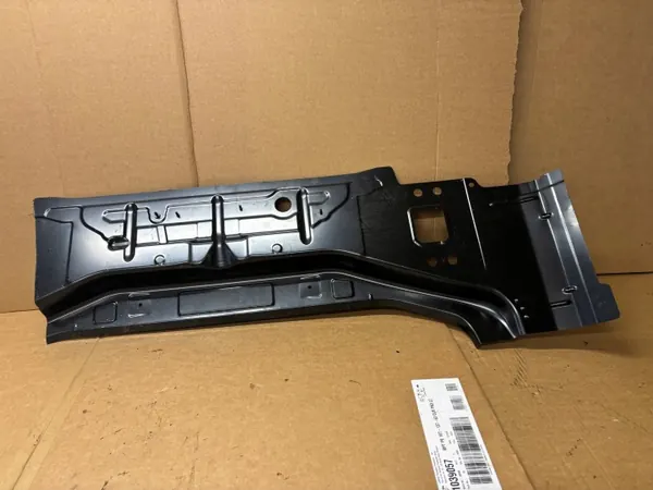 Eixo traseiro Audi A6 E-Tron OEM 85E813307 image 3