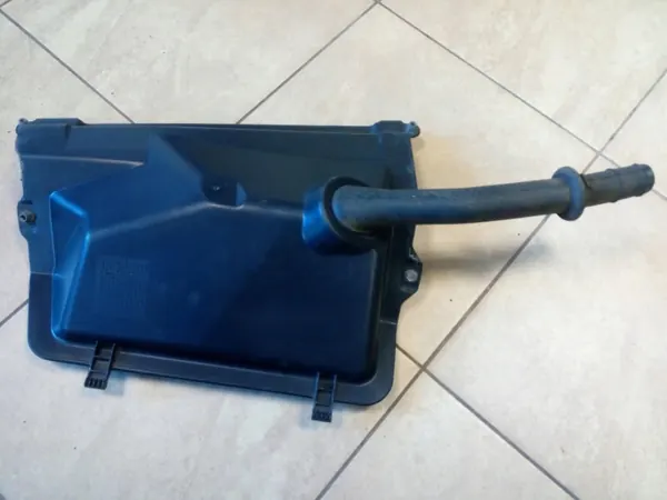 OEM 93868425 Dreno inferior esquerdo para Renault image 2