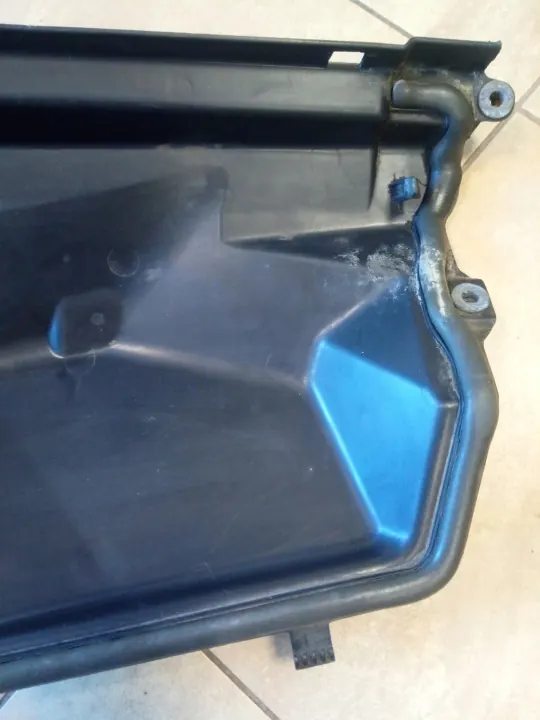 OEM 93868425 Dreno inferior esquerdo para Renault image 6