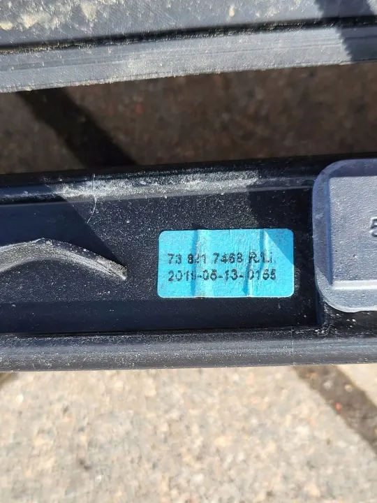 Barra de techo Renault Kadjar OEM 738217468R - Usado image 6