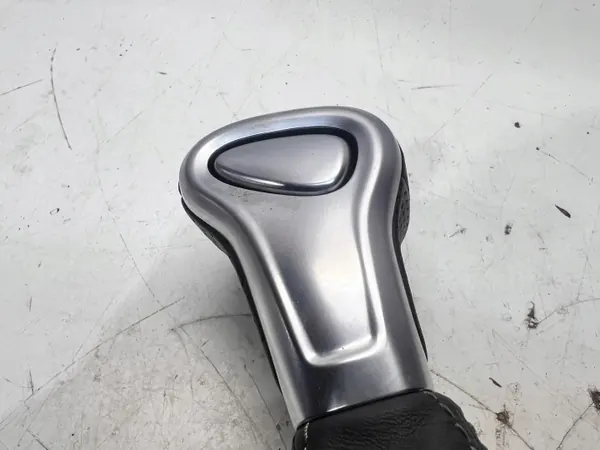 Pomo de cambios Audi A6 C7 OEM 4G1713139P - Usado image 5