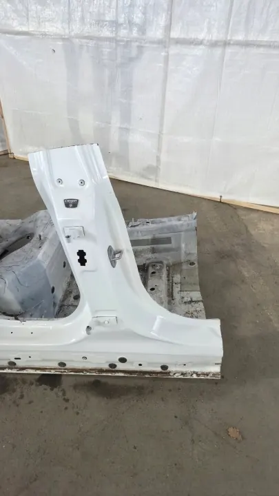 Painel traseiro direito BMW 8 G16 Gran Coupe OEM image 6