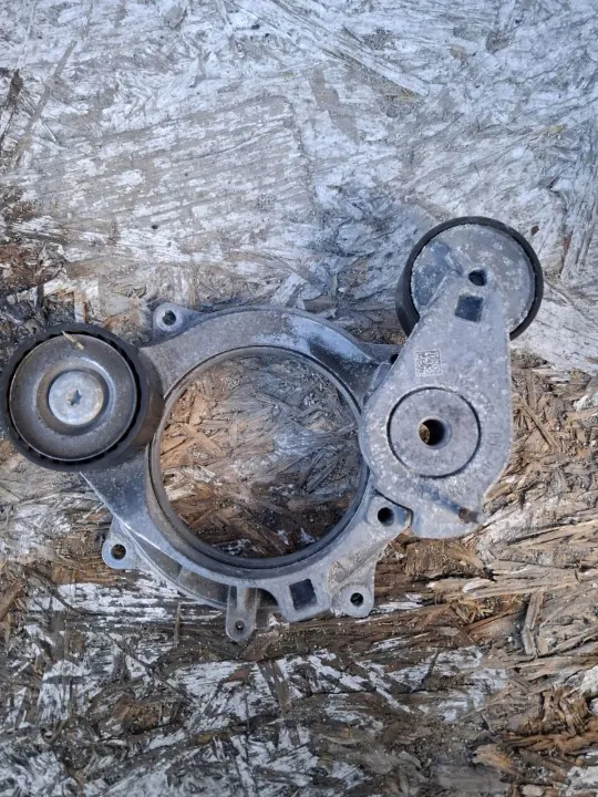 Tensor de correa multi-nervio Audi Q5 2.0TDI 2021 OEM 05L903305E image 4