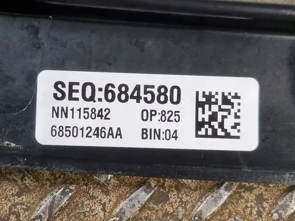 Capa do capô do motor Ram 1500 2022 E-TORQUE image 8