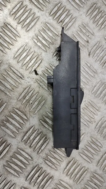 Left Front Window Switch Mercedes W639 6395450713 image 4