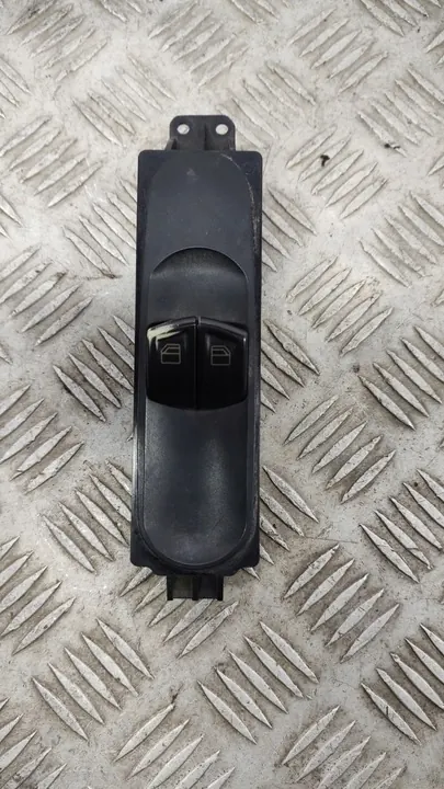 Left Front Window Switch Mercedes W639 6395450713 image 5