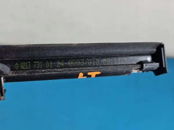 Mercedes Dörrlist Vänster Bak OEM A2137300124 image 7