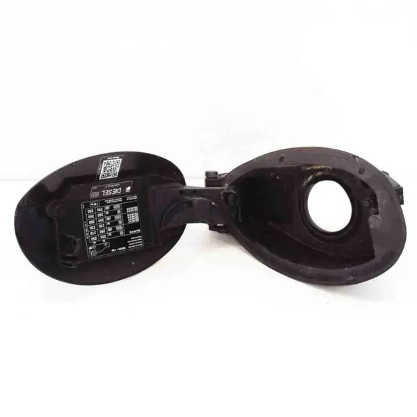 Polttoainesäiliön kansi OEM A2075849600 Mercedes-Benz E Coupé image 6