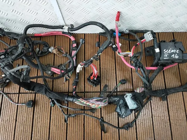 RENAULT SCENIC III LIFT 1.6 DCI Moottorikaapeli 240115397R image 3