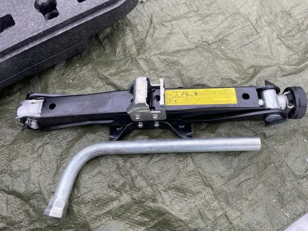 OEM 8P0012615A Pyörän insertti korjaussarja Audille image 3