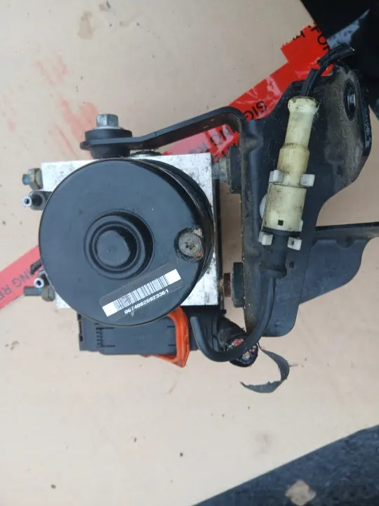ABS-pomp Chevrolet Lacetti OEM 96438441 - Gebruikt image 3