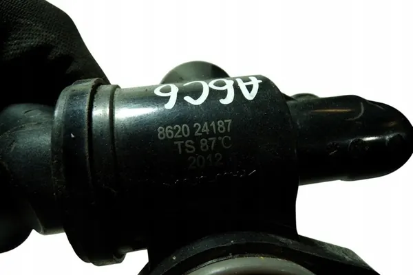 Termostato AUDI A6 AVANT 2.0L 2011 06F121111H image 3