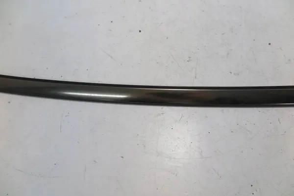 LISTWA Oberer Windschutzscheibenleiste Vorne Mercedes CLK W209 image 3