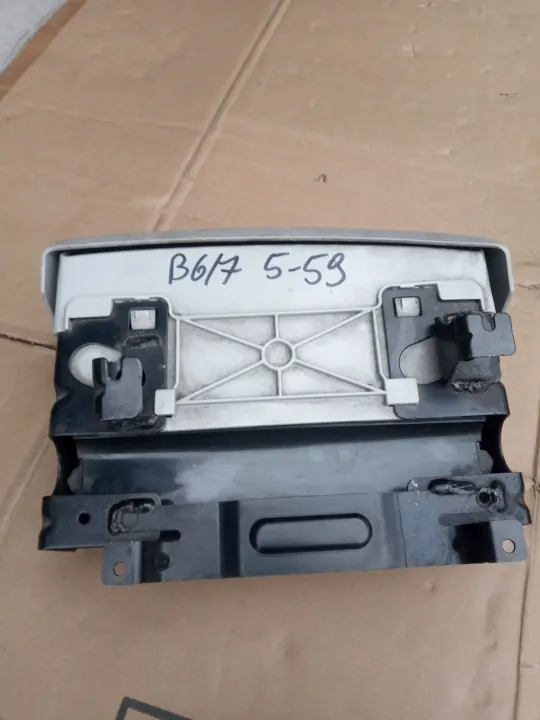 Audi A4 B6 B7 A6 oikea istumatyyny OEM 8E0882628A image 6