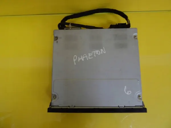 OEM DRC8940 Changer CD 6-Disques pour VW Phaeton image 5