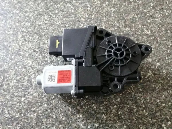 Ikkunan nostin OEM 83460-S1010 Oikea etu Hyundai image 2