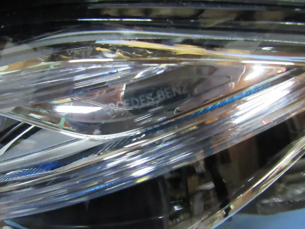 Linker Mercedes W213 MultiBeam Licht image 5