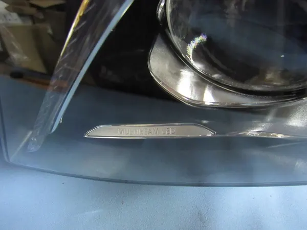 Linker Mercedes W213 MultiBeam Licht image 6