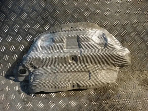 Pakoputken lämpösuoja OEM 4K0825721H 55 Audi OE image 2