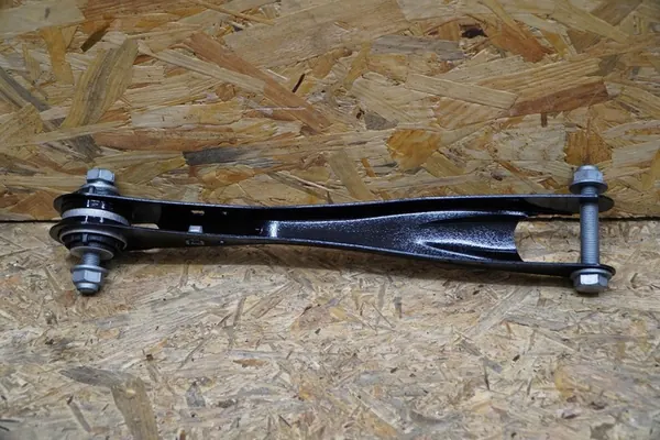 Braccio di Controllo Posteriore Inferiore BMW X5 G05 X6 G06 OEM 6878037 image 4