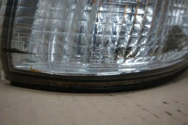 Vänster framblinkers OEM GALLOPER KIERUNKOWSKAZ LEWY 13261 image 3