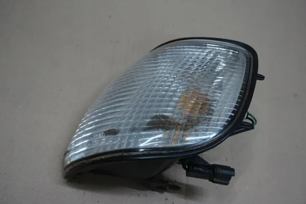 Vänster framblinkers OEM GALLOPER KIERUNKOWSKAZ LEWY 13261 image 6
