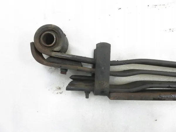 Hinterfeder OEM M949531 für Renault Maxity image 3