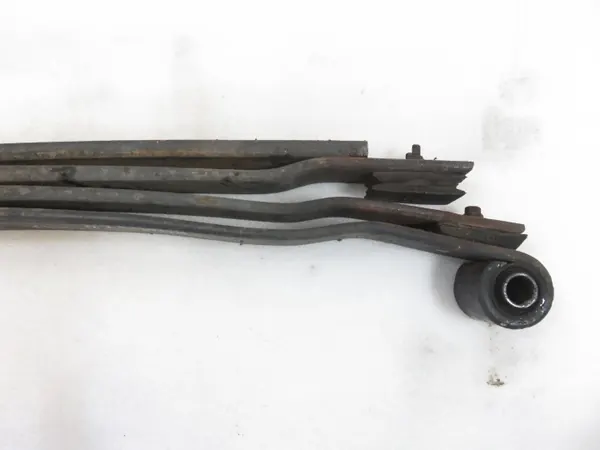 Hinterfeder OEM M949531 für Renault Maxity image 8