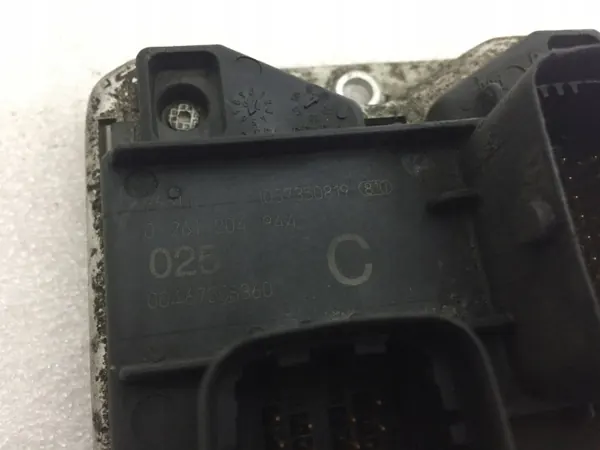 Alfa Romeo Moottorinohjain OEM 0261204944 image 3