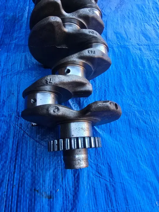 Käytetty kampiakseli OEM 04L Volkswagen Audi:lle image 4