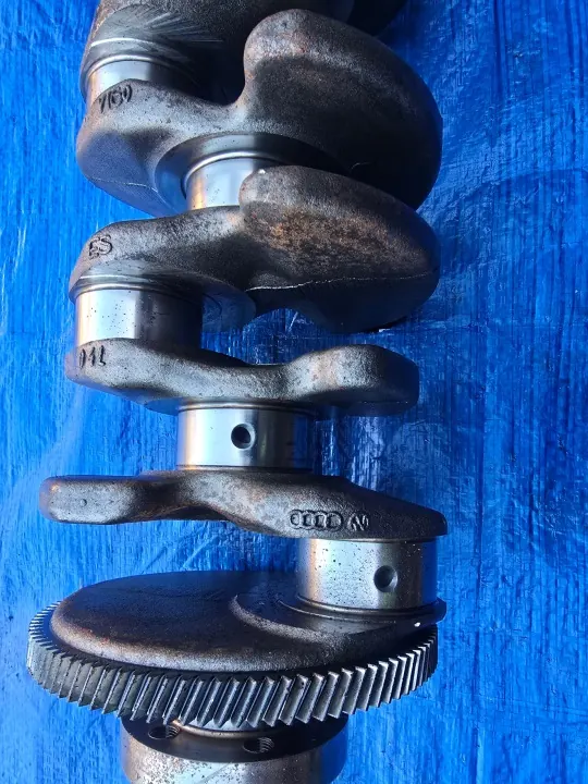 Käytetty kampiakseli OEM 04L Volkswagen Audi:lle image 6