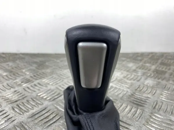 2018 Jeep Grand Cherokee Gear Shift Knob FOB32376 image 6