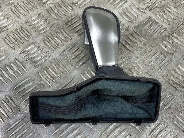 2018 Jeep Grand Cherokee Gear Shift Knob FOB32376 image 8